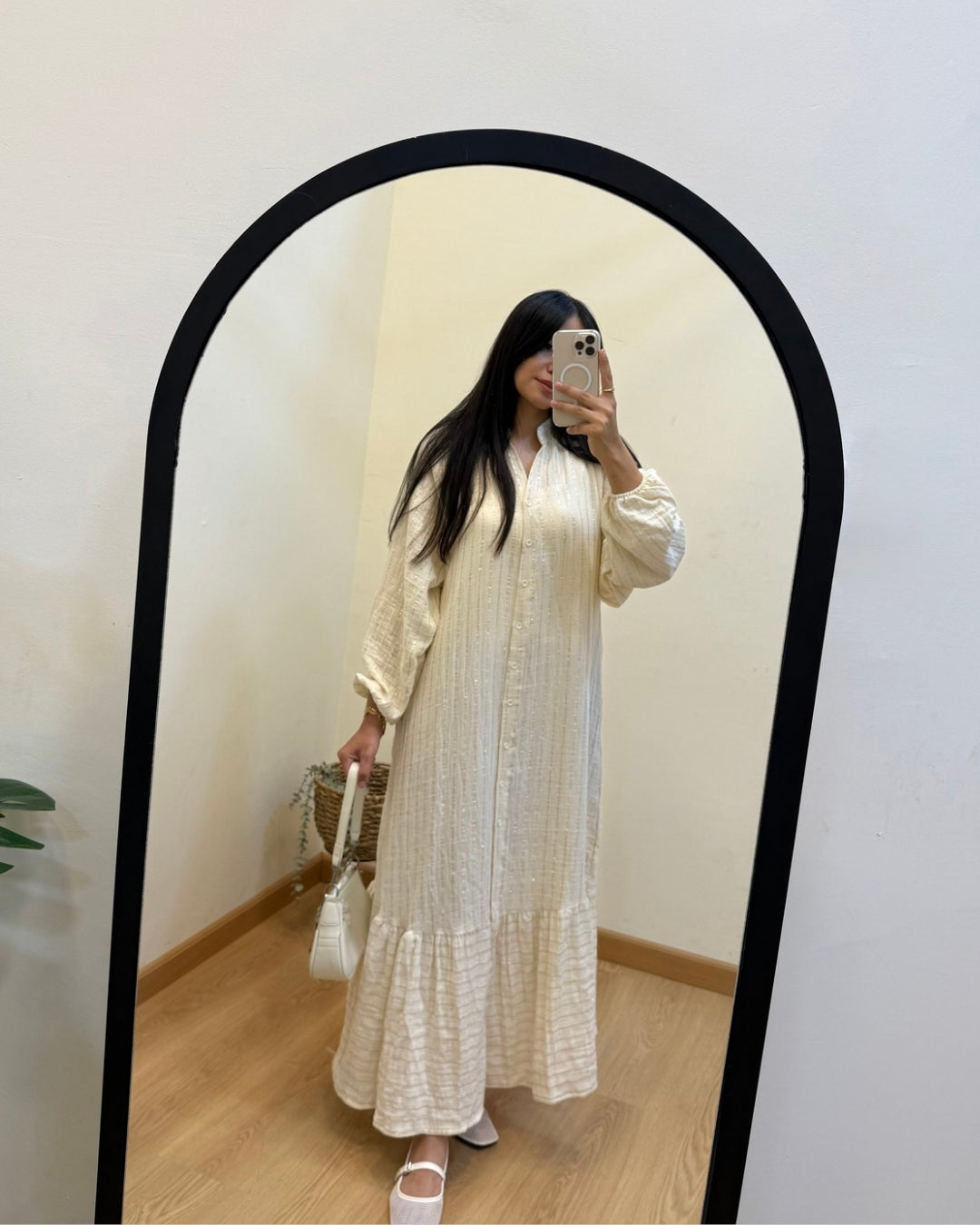 Soft Linen Shine Dress