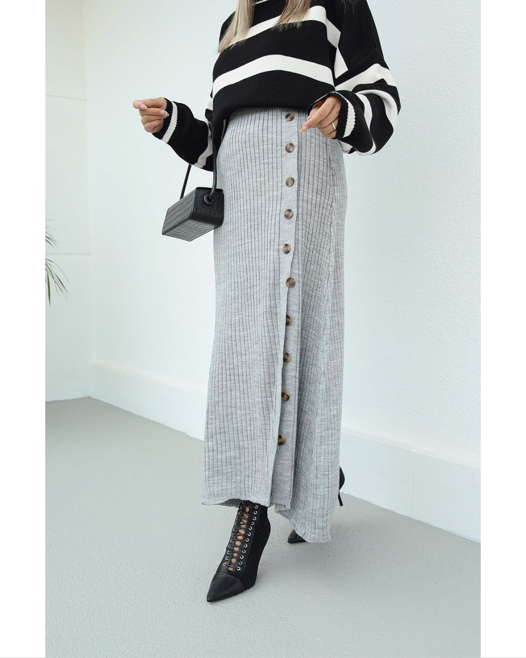 Button Front Ribbed Knit Maxi Skirt