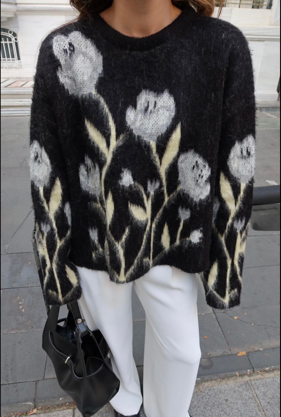 Black Floral Tapestry Pulllover