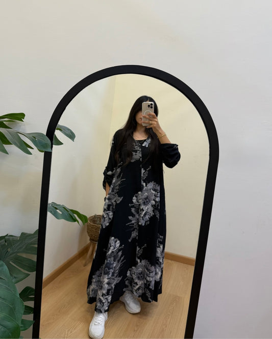 Black Petal Flow Dress- With Two Pockets