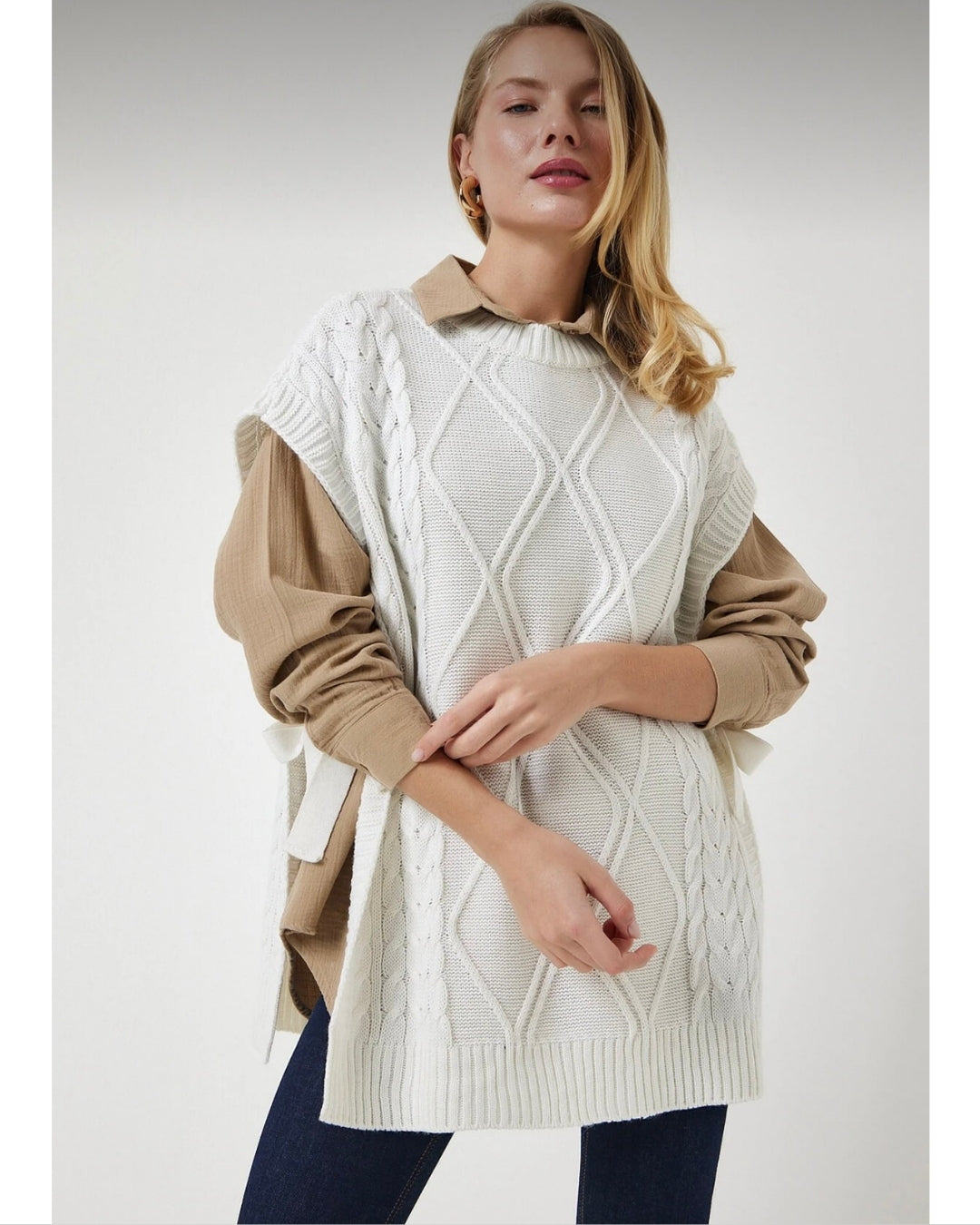 Creamy Ribbed Knit Vest With Side Ties