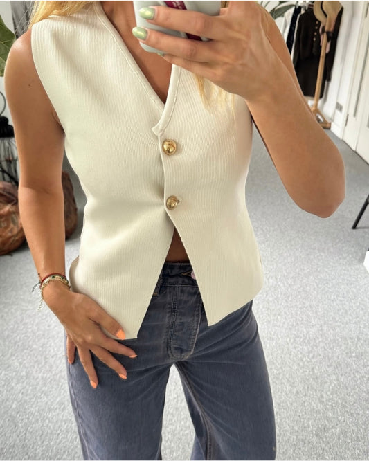 Creamy Knit Vest