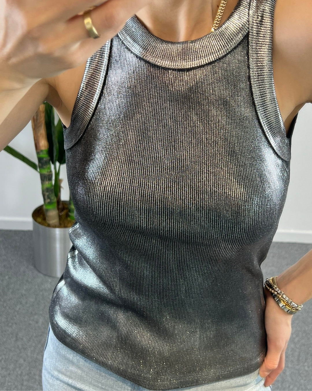 Metalic Sliver – Black Knit Tank Top