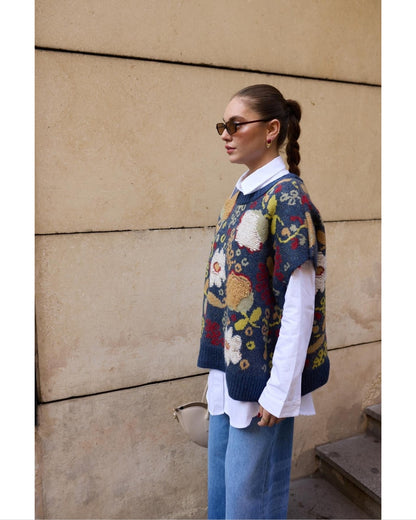 Navy Embroidered Heavy Knit Vest Pullover