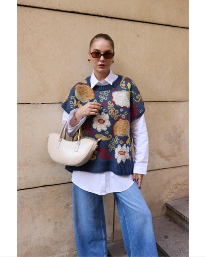 Navy Embroidered Heavy Knit Vest Pullover