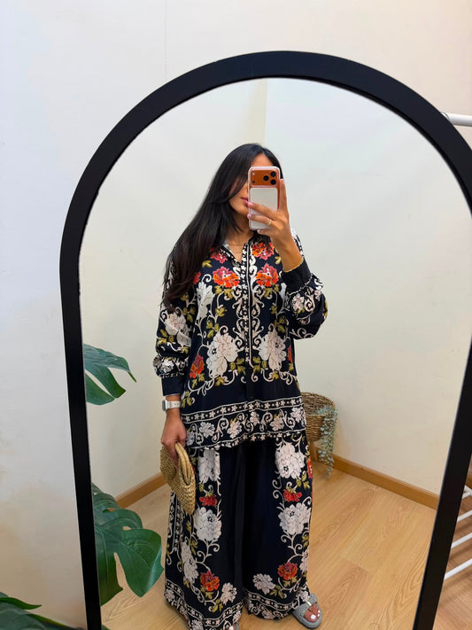 Black Floral Comfortable Set