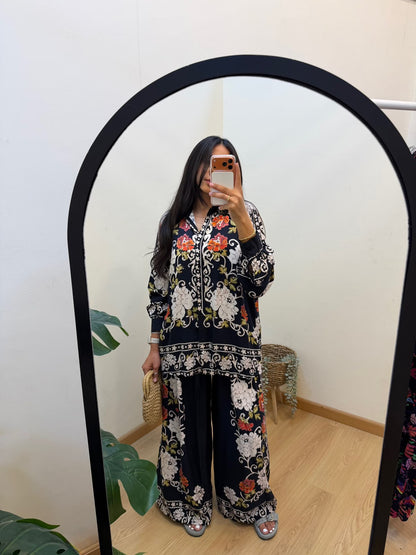 Black Floral Comfortable Set